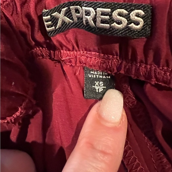 Express maroon polyester pull on silky pants size XS - Picture 3 of 4